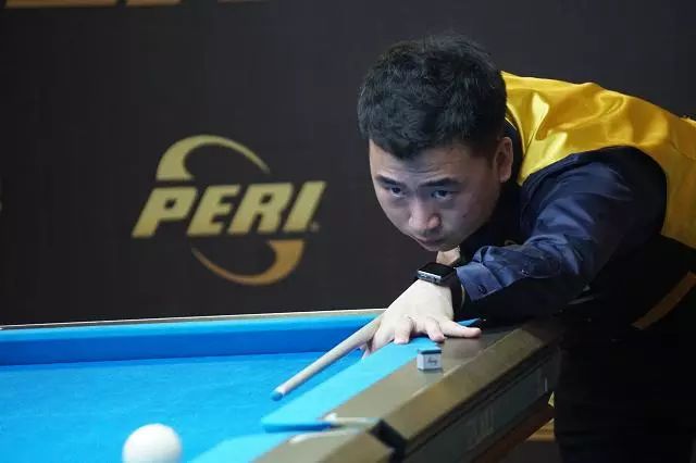 她已经在温 她已经在温